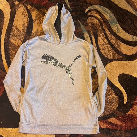 Boys puma Grey and black hoodie size 14-16 excellent condition - Picture 2 of 8
